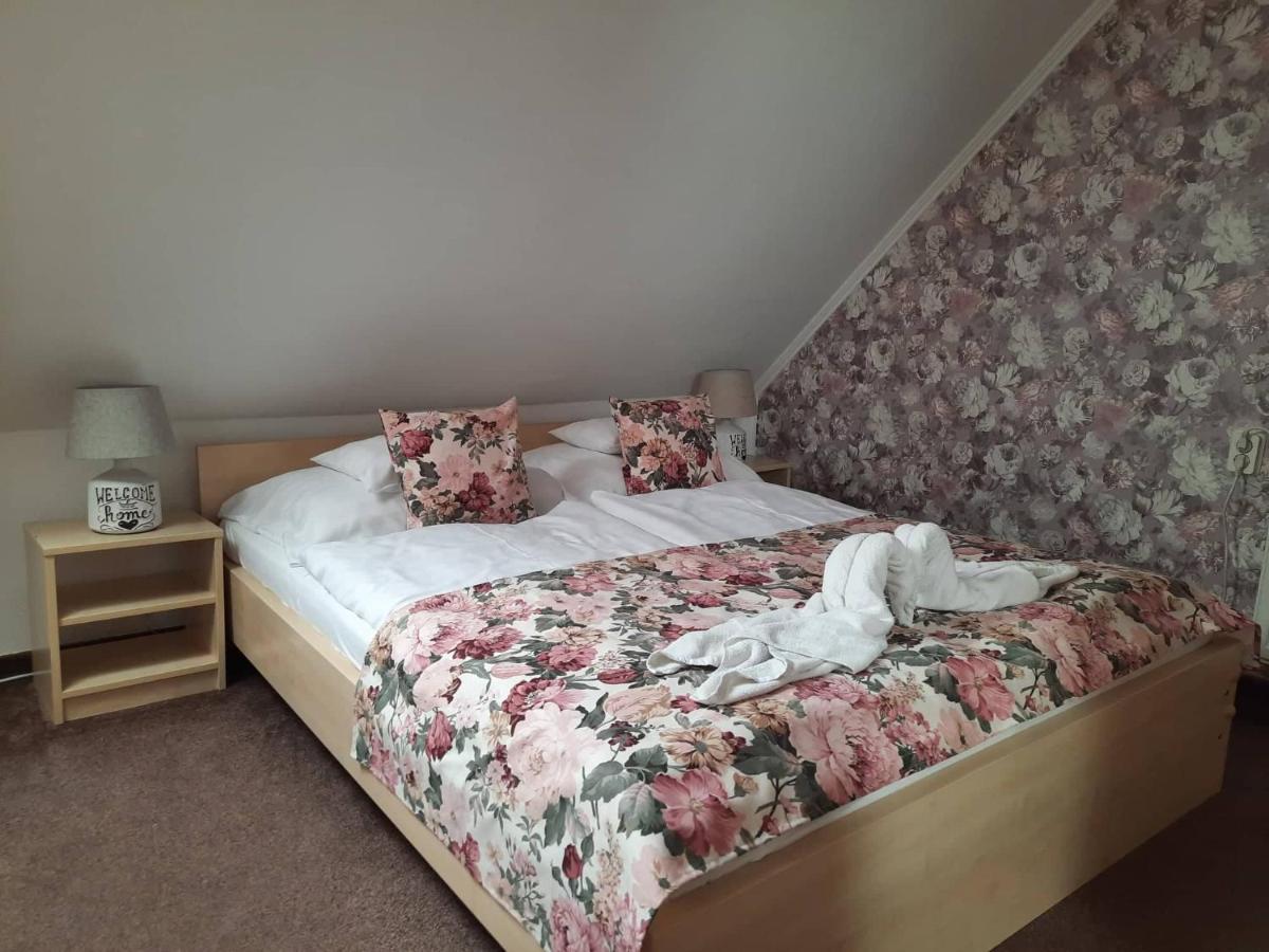 Kék Lagúna Wellness Apartmanok Egerszalók Exterior foto